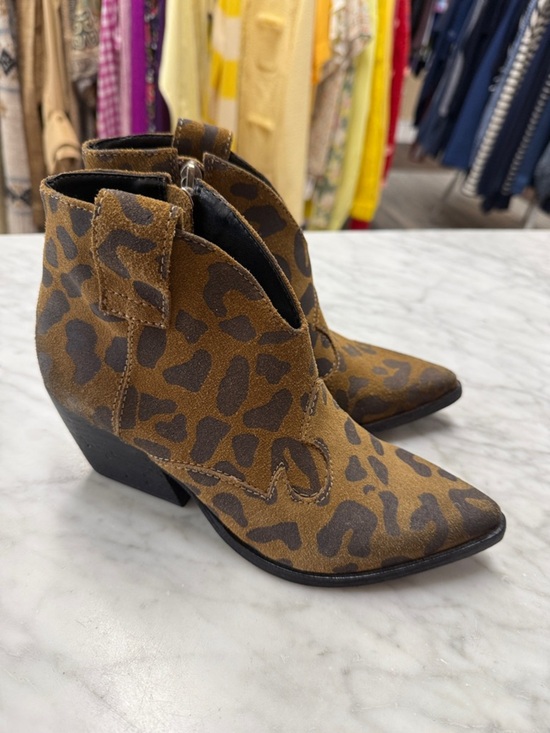 Golo Shoes - Golo Women's Leopard Suede Interior Zip Ankle Bootie Size 6